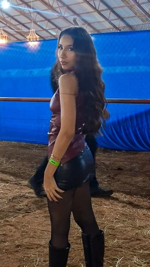 Adee0bda5d95f44d6af4de44c2396ba63h.jpg