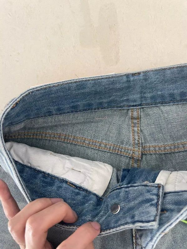 Trendy Wide-Leg Jeans