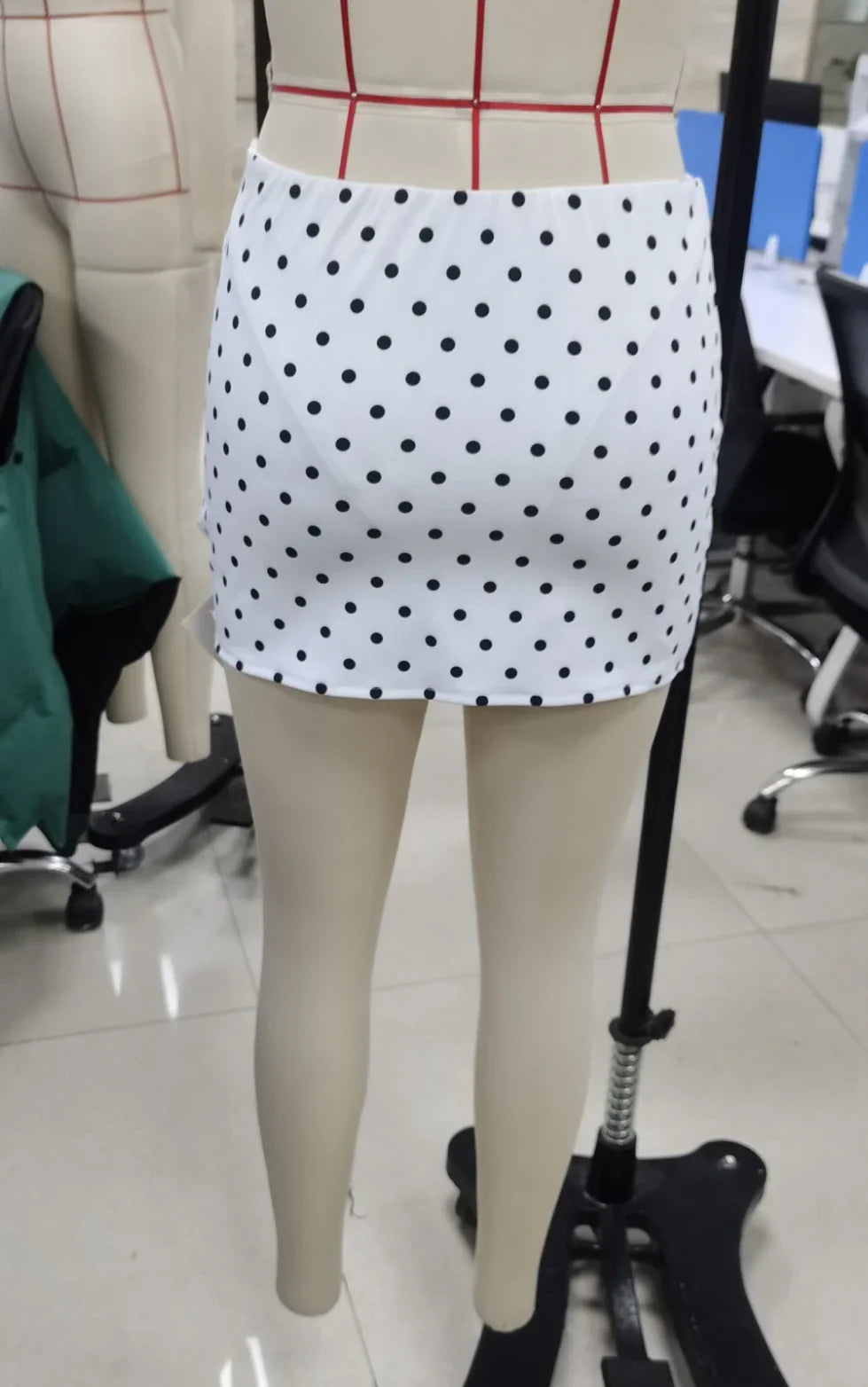 Chic Low Waist Mini Skirt